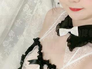 让泳装界都惊呆的51酱最新图包——黑红泳装，简直就是“黑红魔女”的降临！快来围观！