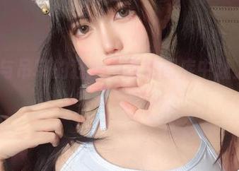AT鲨与吊带的狂欢：高清图库中让人魂牵梦萦的瞬间
