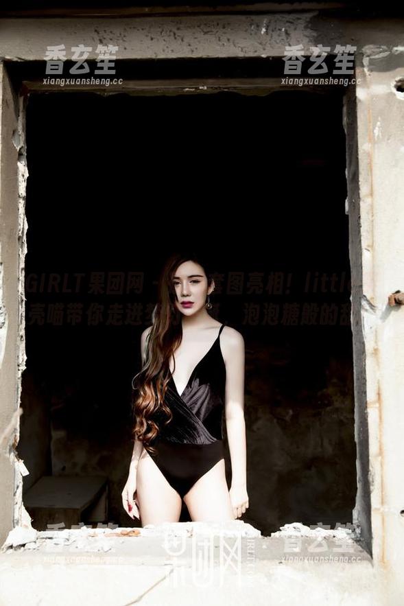 GIRLT果团网 - 最新套图亮相！little贝壳喵带你走进梦幻圣诞，泡泡糖般的甜！