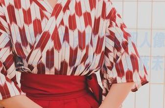 GIRLT果团网 – 有点暧昧的双人像，周妍希的一图一乐，总是让人意犹未尽。