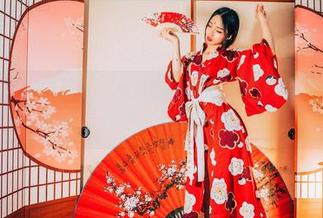 GIRLT果团网 – 独家！莫雅淇的礼服曝光，原图和资源，让你忍不住多看几眼！