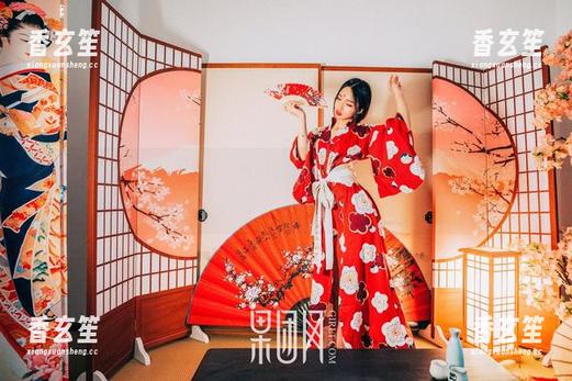 GIRLT果团网 - 独家！莫雅淇的礼服曝光，原图和资源，让你忍不住多看几眼！