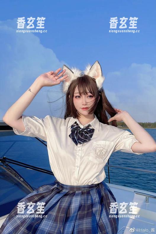 Halo_酱带你游泳：泳池中的写真，是不是有点...湿润？