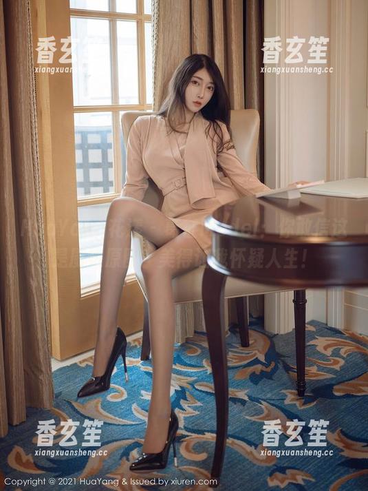 HuaYang花漾-葛征Model HuaYang花漾 - 葛征Model:你敢信这是厨娘原图?美得让我怀疑人生!