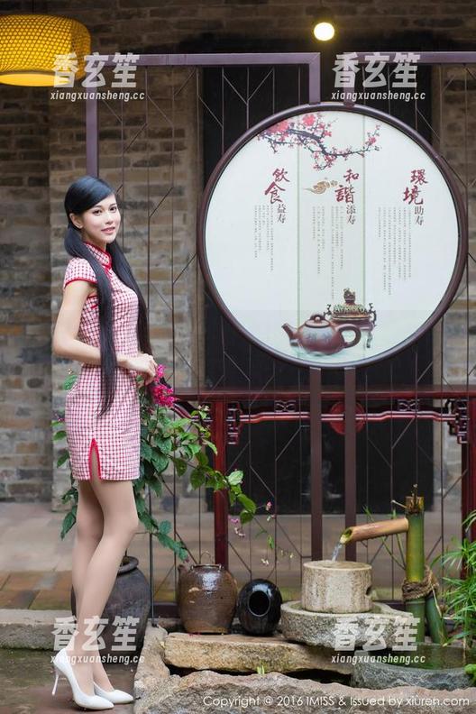 IMiss爱蜜社 - 看石心琪睡衣，资源里的迷人作品，心动了！