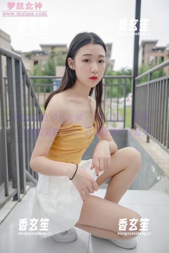 MSLASS梦丝女神-小茶 MSLASS梦丝女神 - “内在纯”图集:小茶的柔软边界,调皮得像个小精灵