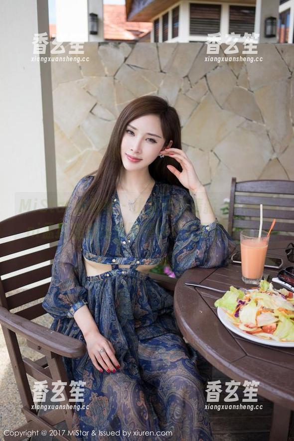 MiStar魅妍社 - 比基尼的清新，FoxYini孟狐狸在线美图带你开启夏日模式！