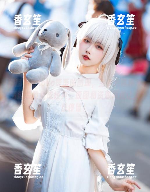 翻翻Momoko葵葵的图册，宝多六花新条茜泳装照竟成经典，原图和资源简直让人想停留！