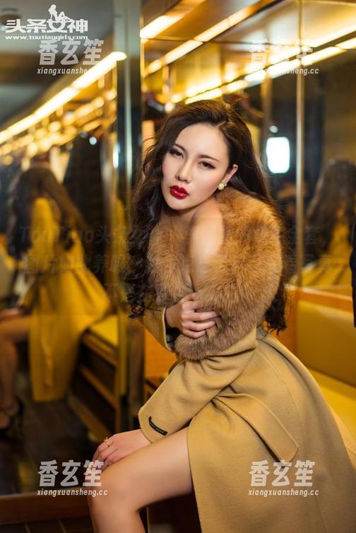 TouTiao头条女神 - 李媛媛的奶牛全套，图片如此养眼，我差点忘了自己在看写真不是在看牧场实拍！