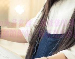 TouTiao头条女神 – 林依依的美足图集：那些巧妙的脚尖，玩转光影的艺术！