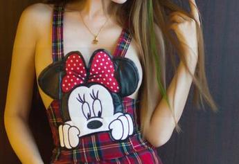 TuiGirl推女郎 – 婚纱里那些无法言喻的美图，松果儿又要撒娇吗？