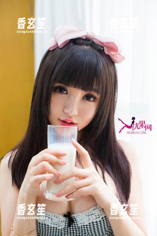 UGirls尤果网 - 想要撩的萌神妹妹长腿写真集，高清细节尽显魅力！