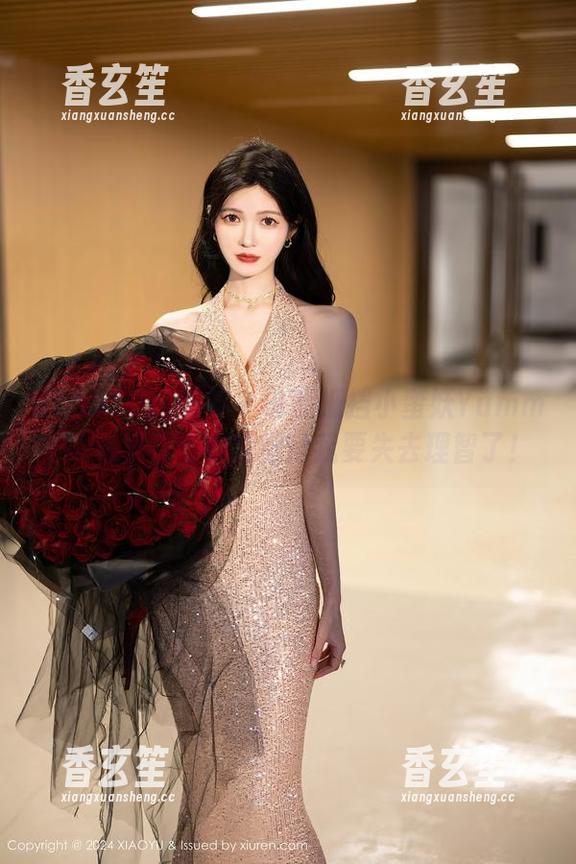 XIAOYU语画界 - 谁能抵挡小蛮妖Yummy的泳池图包？我觉得我要失去理智了！
