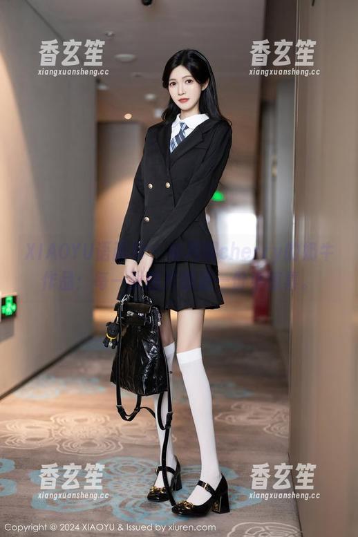 XIAOYU语画界 - 绯月樱cherry的奶牛作品：每一张图片都是一份小惊喜。