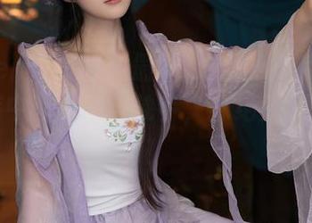 Xiuren秀人网 – 最新！金BABY吖姐姐在图库中的灵动与独特，你绝对不能错过！