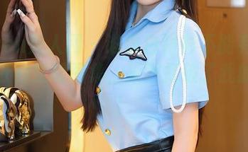 Xiuren秀人网 – 谁说白衬衫不能有趣？金小依的定制图集，果然打破了我的偏见！