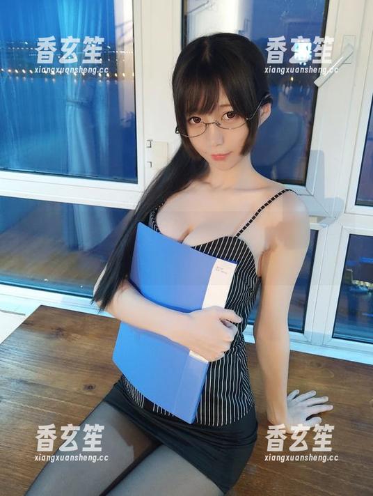 万圣节和nagesa魔物喵，完美结合的写真集，你绝对不能错过！