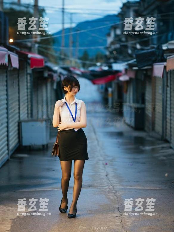 最新！nagesa魔物喵少女写真集，看看她这次又玩出了什么花样？