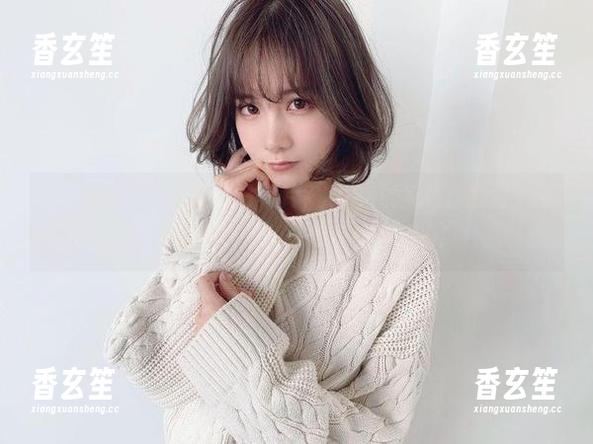 看！这是けん研的生日照片，2024的风格：原图一出，简直堪比时尚杂志里的外星人！