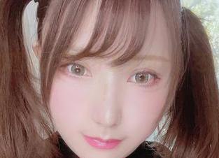 Saku女孩图集：下载不止是图片，还有那份悸动！