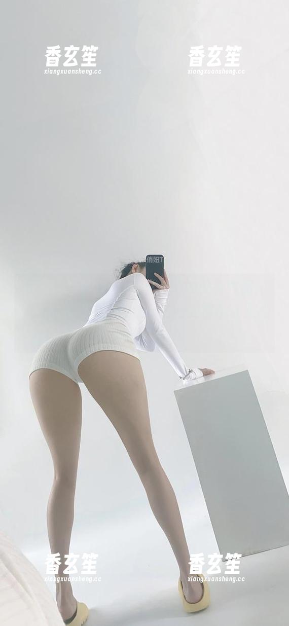 俏妞qiaoniu66 微密圈 - 俏妞qiaoniu66的少女气息:下载免费照片,跟我一起回到那个让人心跳加速的年代!