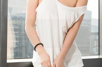 克拉女神 – 别错过盈盈的女友全套，原图中的幽默感让你想立刻分享给朋友！