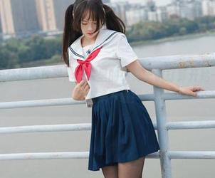 兔玩映画短体操服放送，图库里的小兔子们打算开始一场大派对，快来下载！