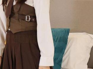 初夏女神 – 资源满满，安妮的开学快乐：学习才是硬道理，拍照也不能马虎！