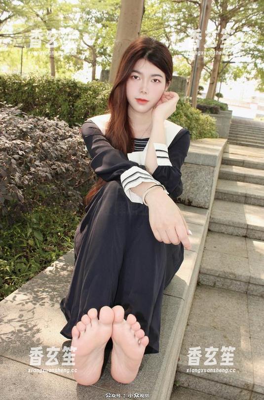 小众视觉 - 办公室即是T台！小薯条美图图集实力诠释职业装魅力！