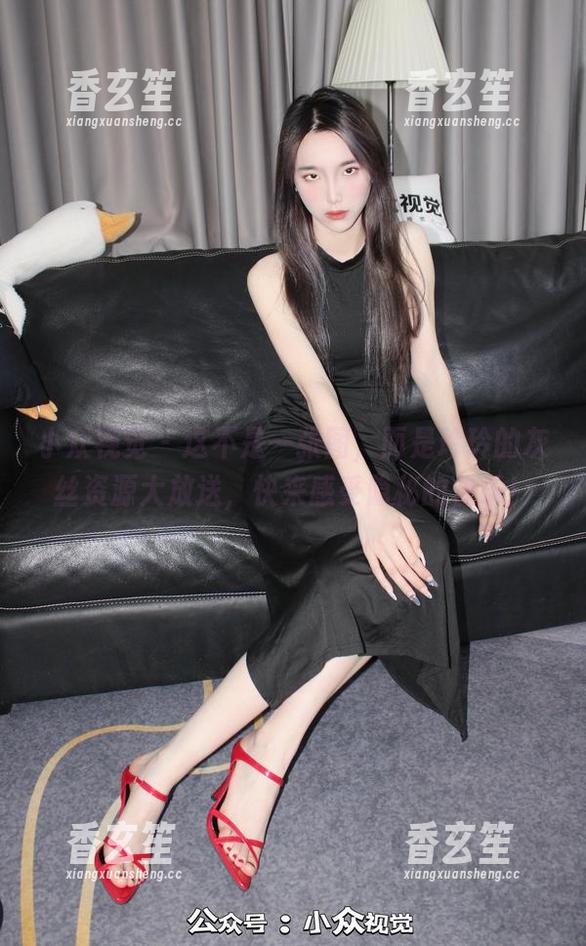 小众视觉 - 这不是一张图，而是玲玲的灰丝资源大放送，快来感受隐秘的快乐！