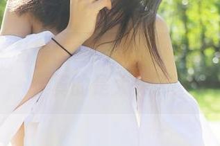 尤蜜荟 – 私房惊喜：周思乔Betty的夏天，真的是太美了！