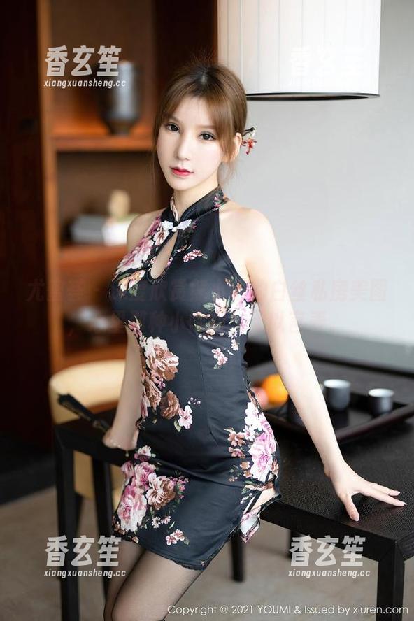 尤蜜荟 - 深度欣赏熊小诺的白丝私房美图，心里那种小悸动，无以言表。