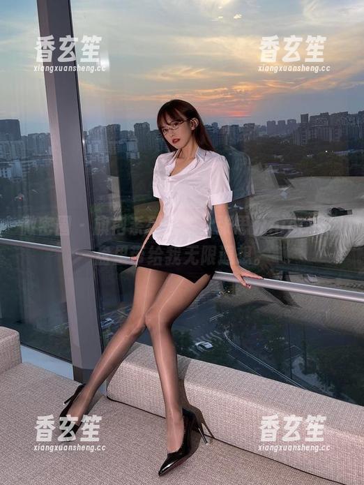 微密圈 - 旗袍系列合集，张思允nice在网盘里带给我无限遐想。