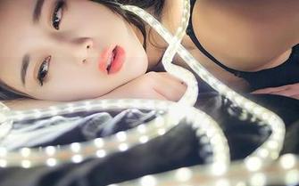 推女神 – 走出家门，别忘了艾小青的职业装资源，保证职场风景独好