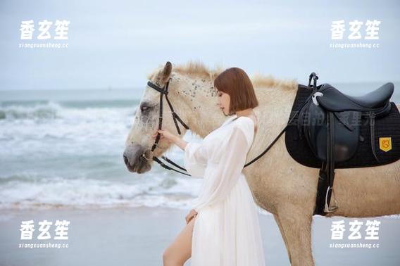微密圈 - 果儿Victoria居家写真合集：没事也要自拍，家里光线不够？