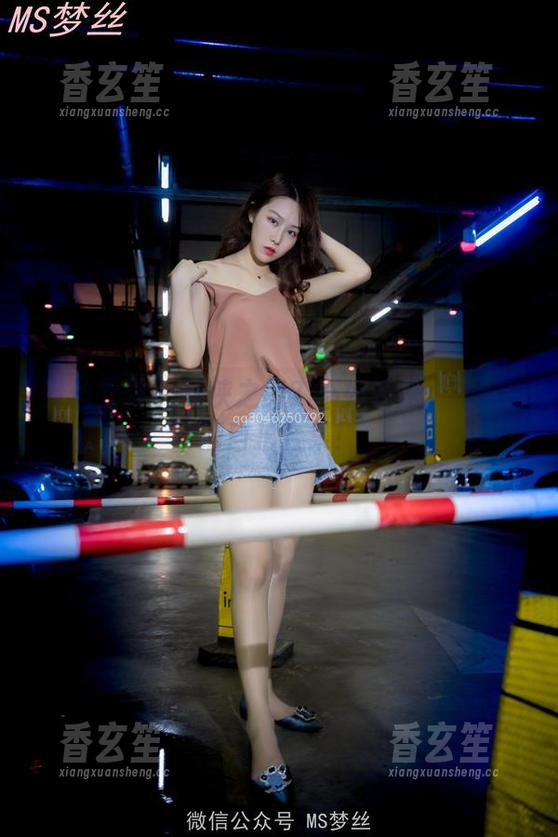 梦丝女神 - 女侠之剑？不如说是玥玥的高清自拍合集！
