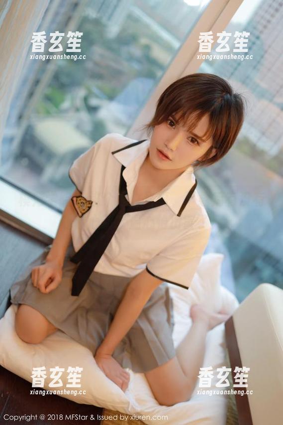 模范学院 - 这个黑白写真，下载后有没有让你心动？温心怡厉害了！