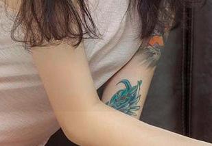 爱尤物 – 这个居家风格太迷了！绯月樱高清图包，让你忍不住想学习！