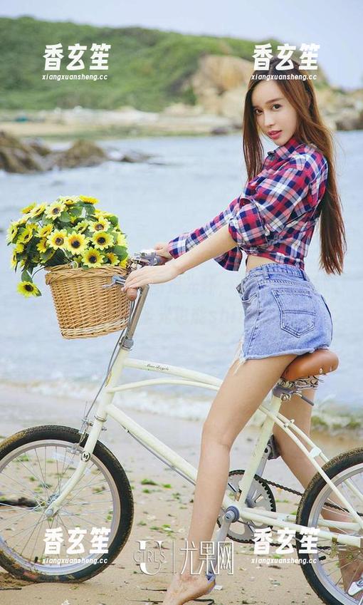 爱尤物 - 如果美图是光环，陈幼伊的妹妹绝对无圣光也能shine！