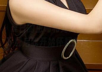 爱尤物 – 夏日的虫鸣和龙女宝宝的写真，下载后我开始怀疑生活！