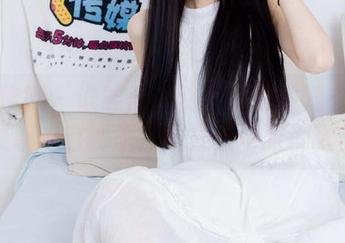 物恋传媒 – 谁能告诉我小竹那件睡衣的定制灵感来自哪里？图集里每张都太美！