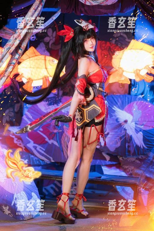 无圣光不影响，瓜希酱的眼镜照样吸睛，快来围观她的套图！