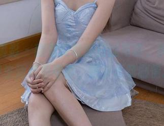 甜予摄影 – 翻看璇璇的白丝写真，瞬间觉得生活像是电影，脑补无数剧情。