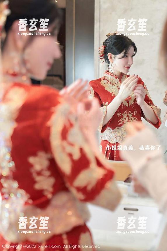 秀人网 - 哇，伍晓丽Shirley的灰丝全集，一定要下载，不然会后悔的！