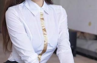 秀人网 – 夏馨瑶的旗袍定制之旅：这图集里每一件都像在和我私聊，好想拥有一件！