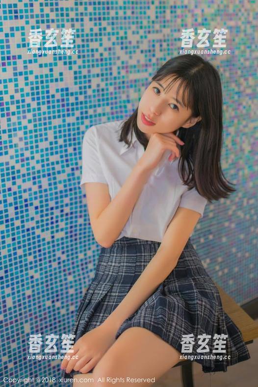 秀人网-桃桃子 秀人网 - 图片大赏:桃桃子和她的白裙,最新的柔美瞬间,果然担当!