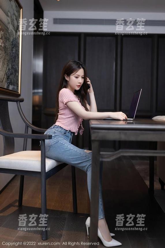 秀人网 - 别眨眼！温妮和服合集，逆天的无圣光效果！