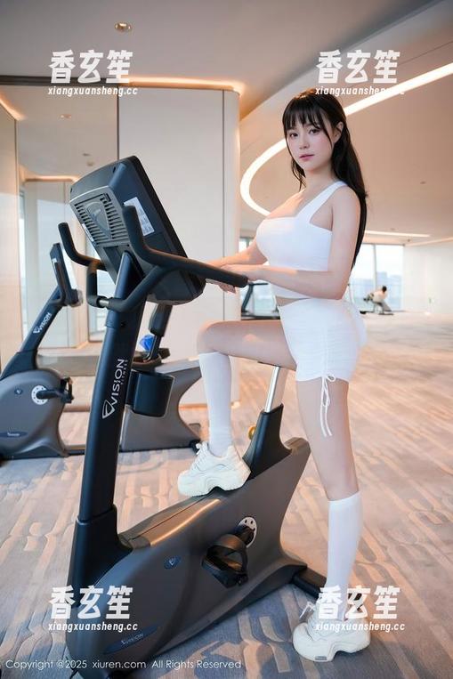 秀人网 - 观看绮梦Cherish的甜心图，心里默默说：我也想去糖果屋！