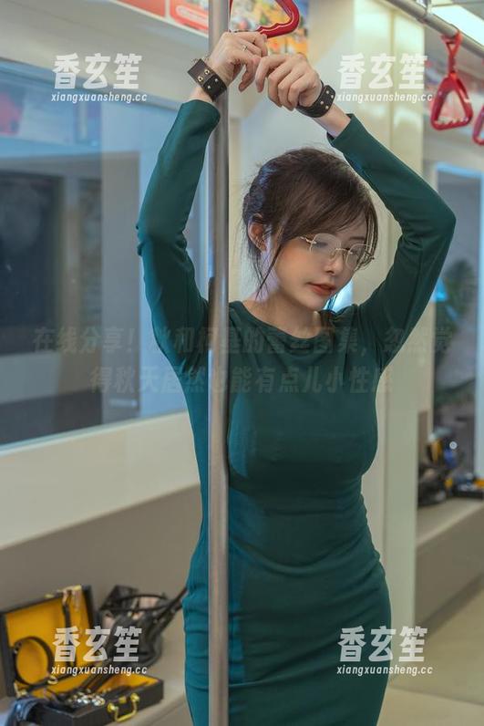 在线分享！秋和柯基的蕾丝图集，忽然觉得秋天居然也能有点儿小性感