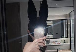 微密圈 – 你很难不爱，脸红Dearie在图库中的每一个写真都让人惊艳